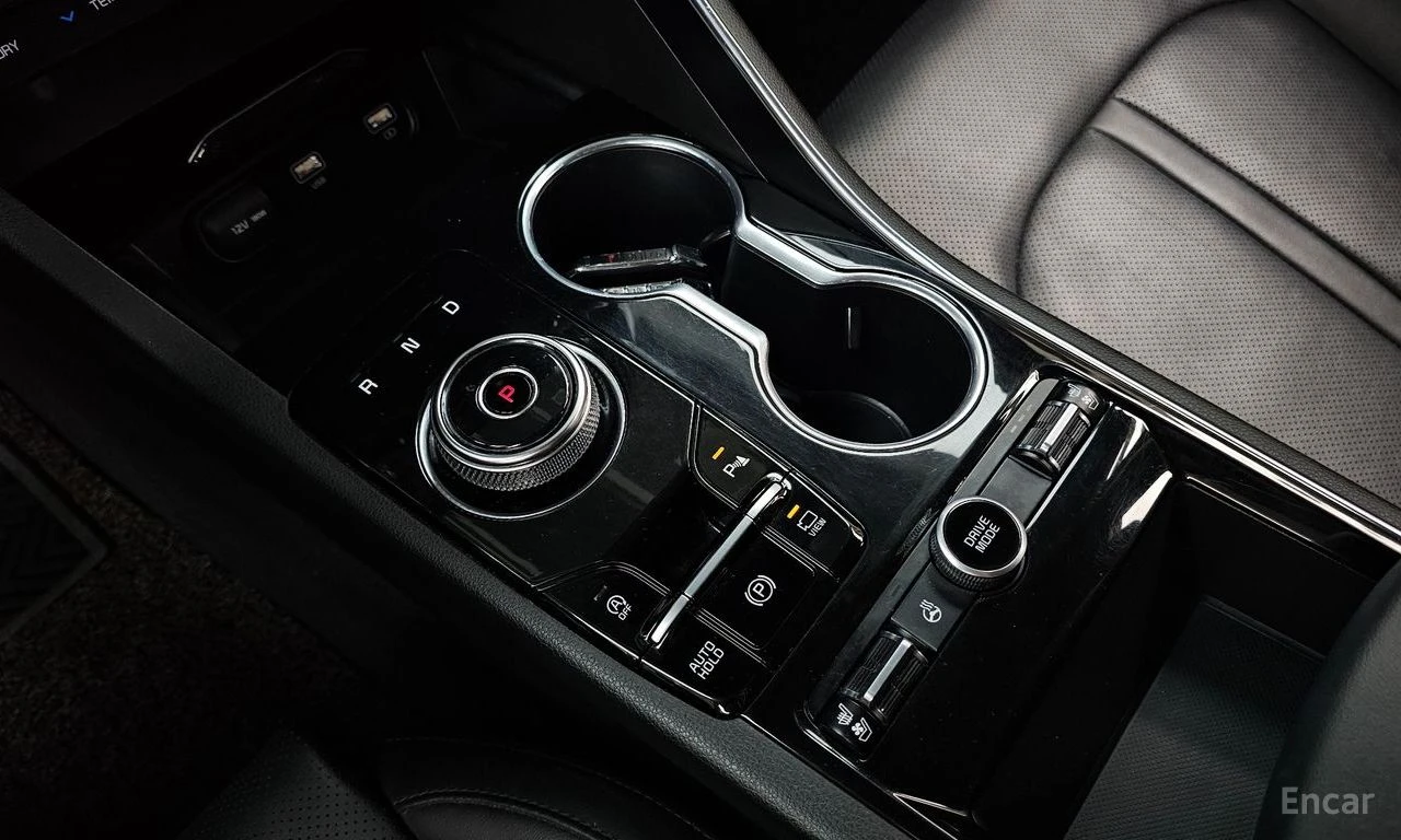 Kia K5 2.0-NOBLESSE* DIGITAL* 360CAMERA* , снимка 11 - Автомобили и джипове - 54544233