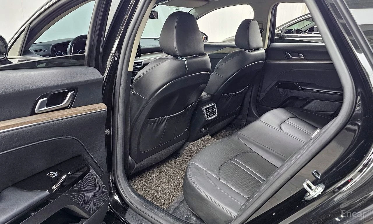 Kia K5 2.0-NOBLESSE* DIGITAL* 360CAMERA* , снимка 14 - Автомобили и джипове - 54544233
