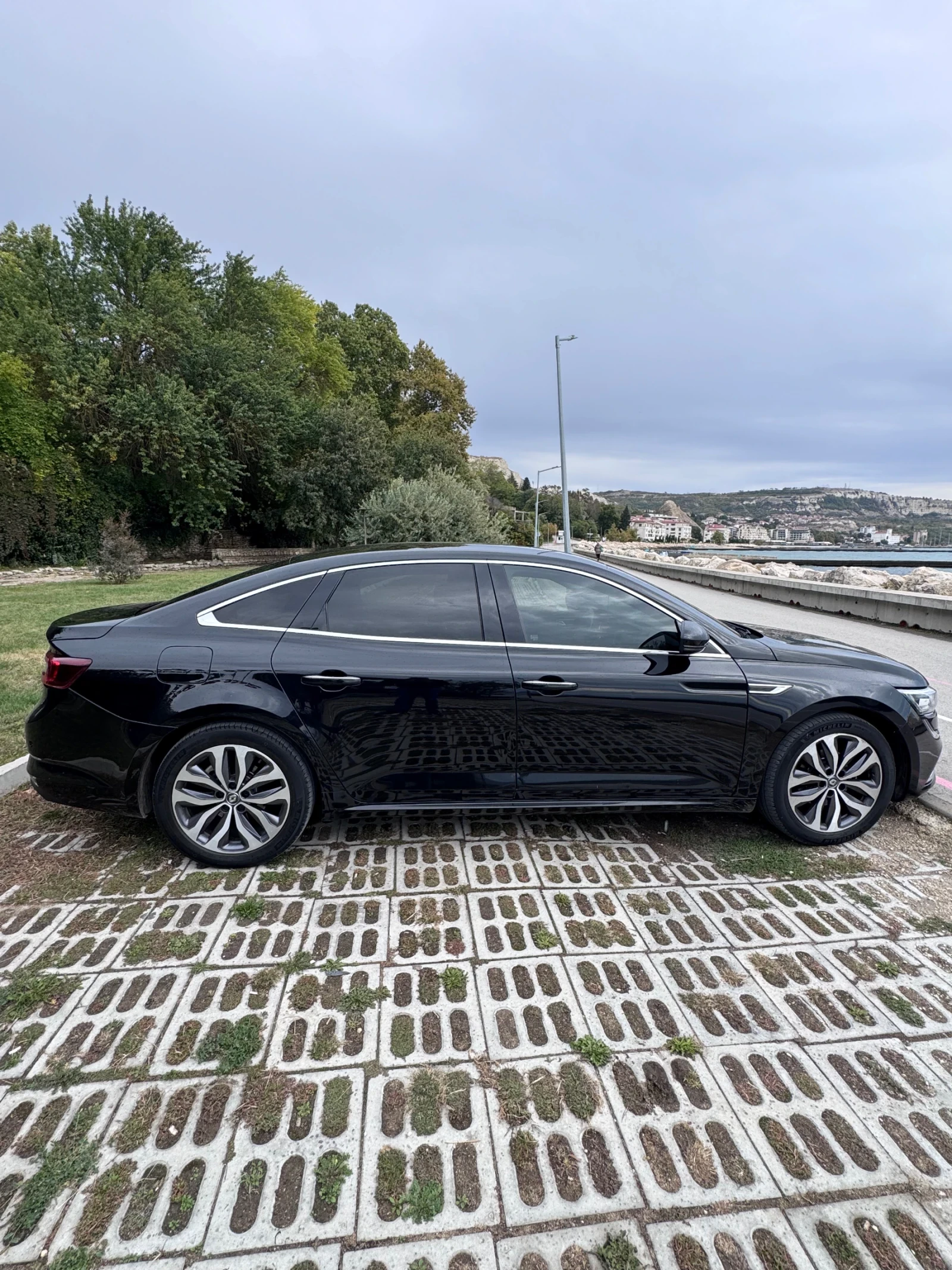 Renault Talisman, снимка 4 - Автомобили и джипове - 54677389