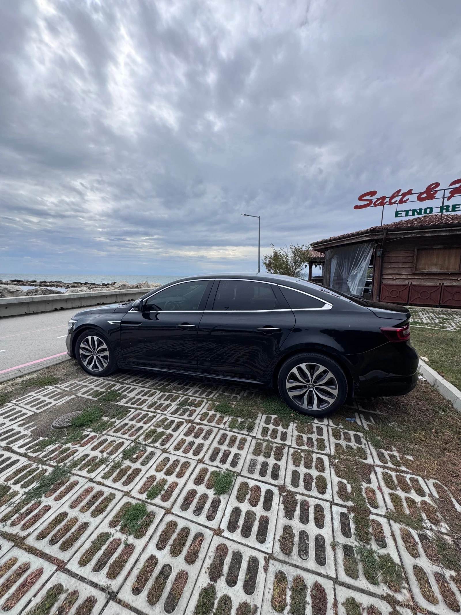 Renault Talisman, снимка 2 - Автомобили и джипове - 54677389