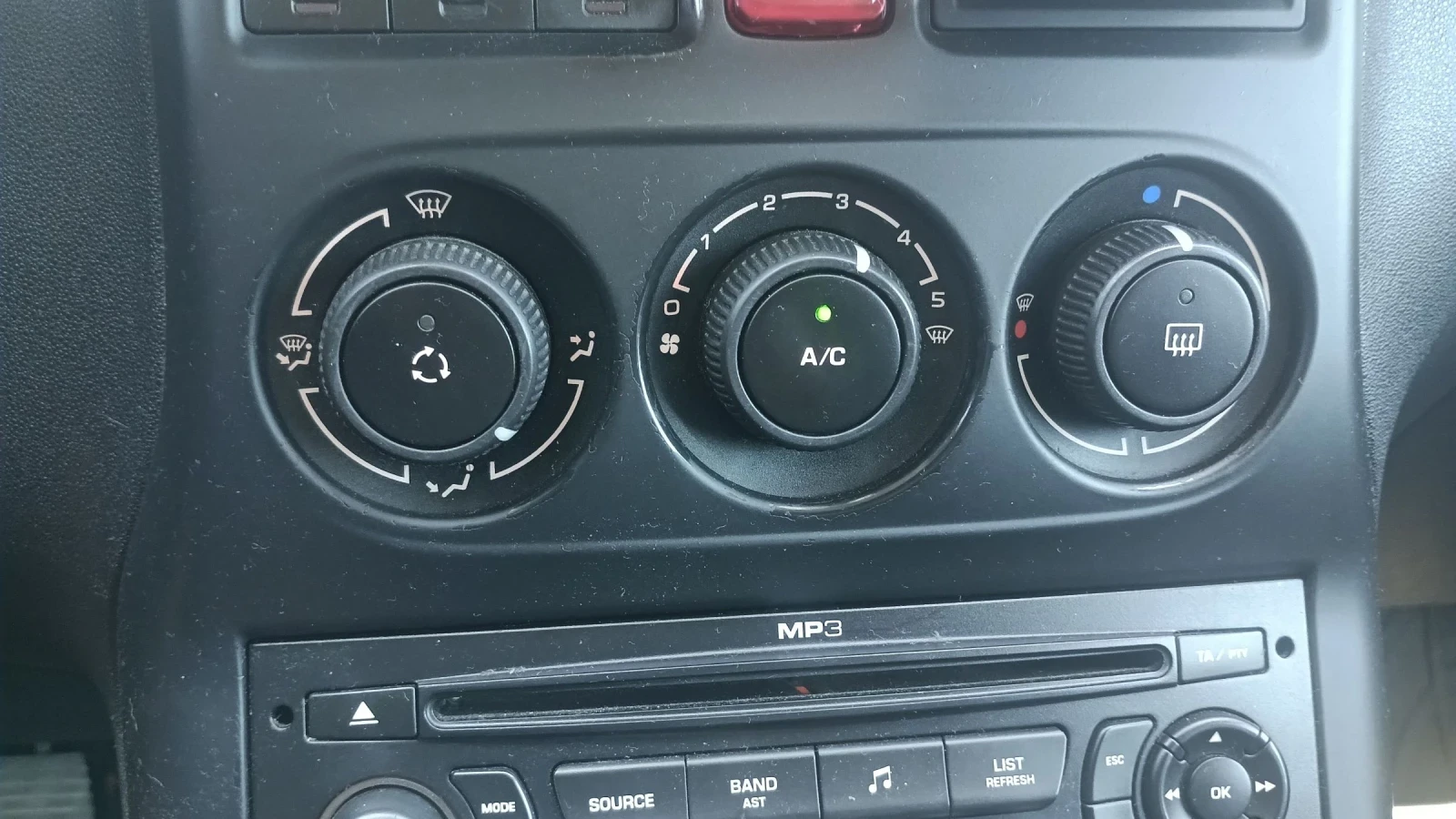 Citroen C3 Picasso, снимка 5 - Автомобили и джипове - 54833965
