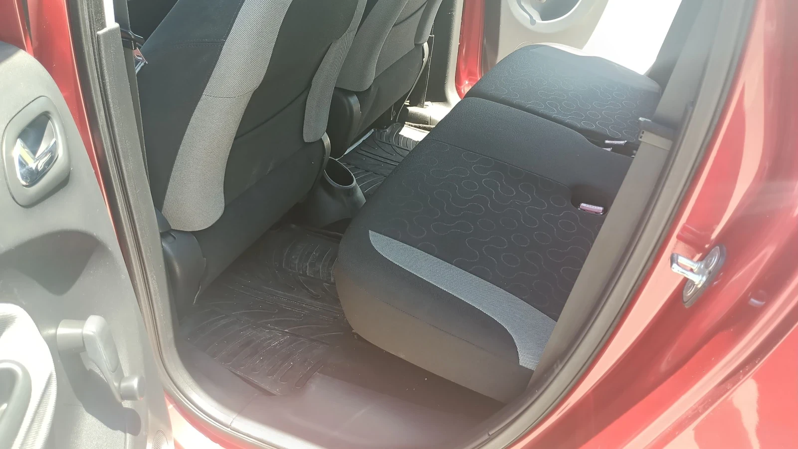 Citroen C3 Picasso, снимка 8 - Автомобили и джипове - 54833965