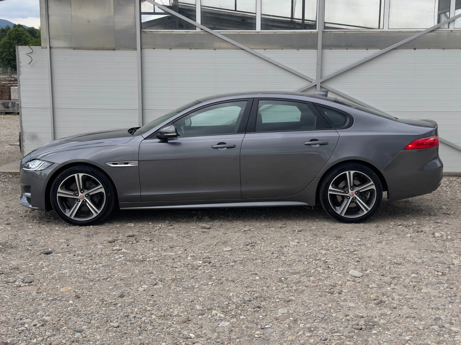 Jaguar Xf 3.0D R-sport/300к.с./Навигация/Камера/Лизинг, снимка 6 - Автомобили и джипове - 55015002