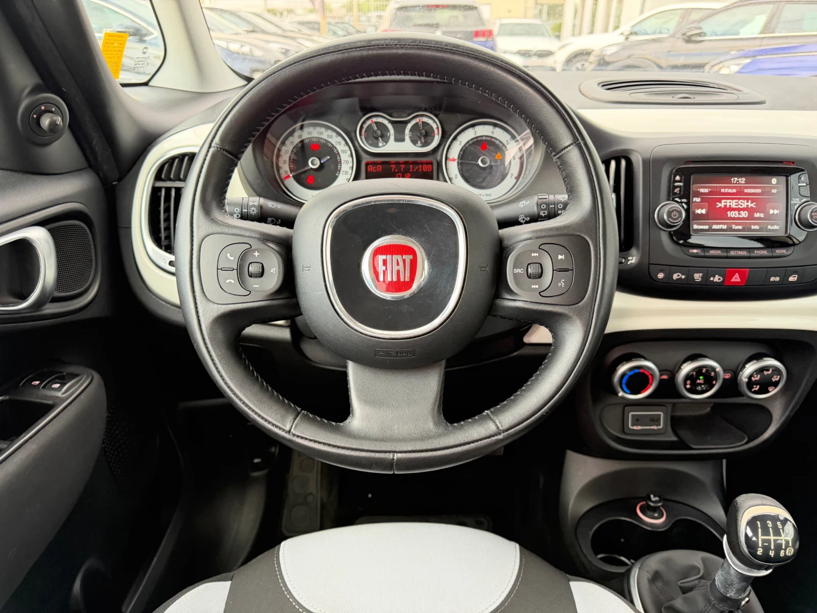 Fiat 500L 1.4 95к.с евро6 134000км, снимка 9 - Автомобили и джипове - 55142786