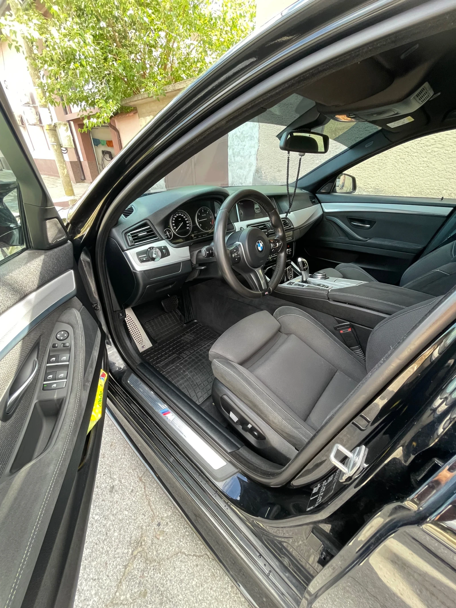BMW 520 B47, снимка 10 - Автомобили и джипове - 55396207
