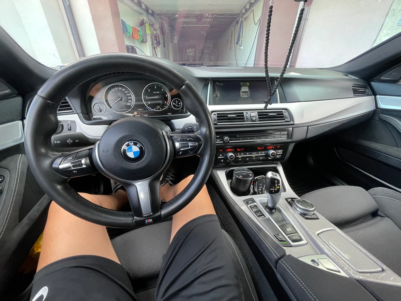 BMW 520 B47, снимка 12 - Автомобили и джипове - 55396207