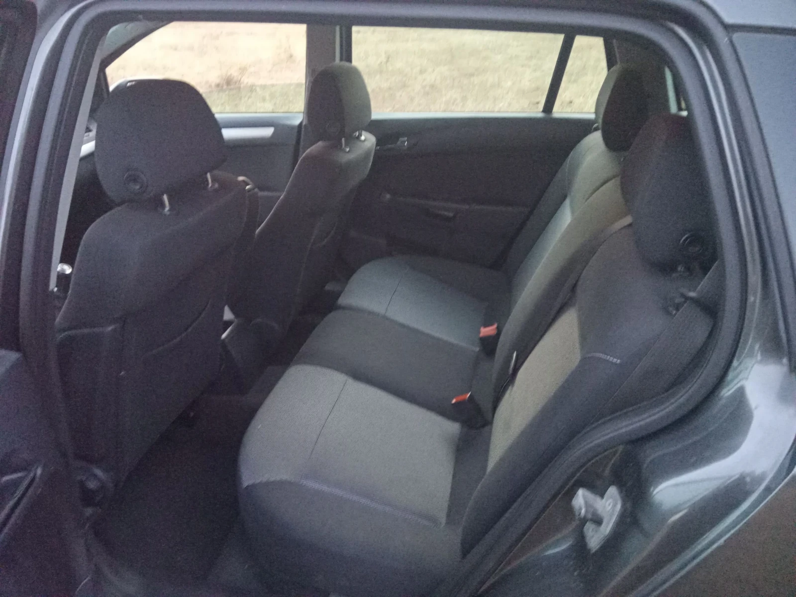 Opel Astra, снимка 11 - Автомобили и джипове - 55891788