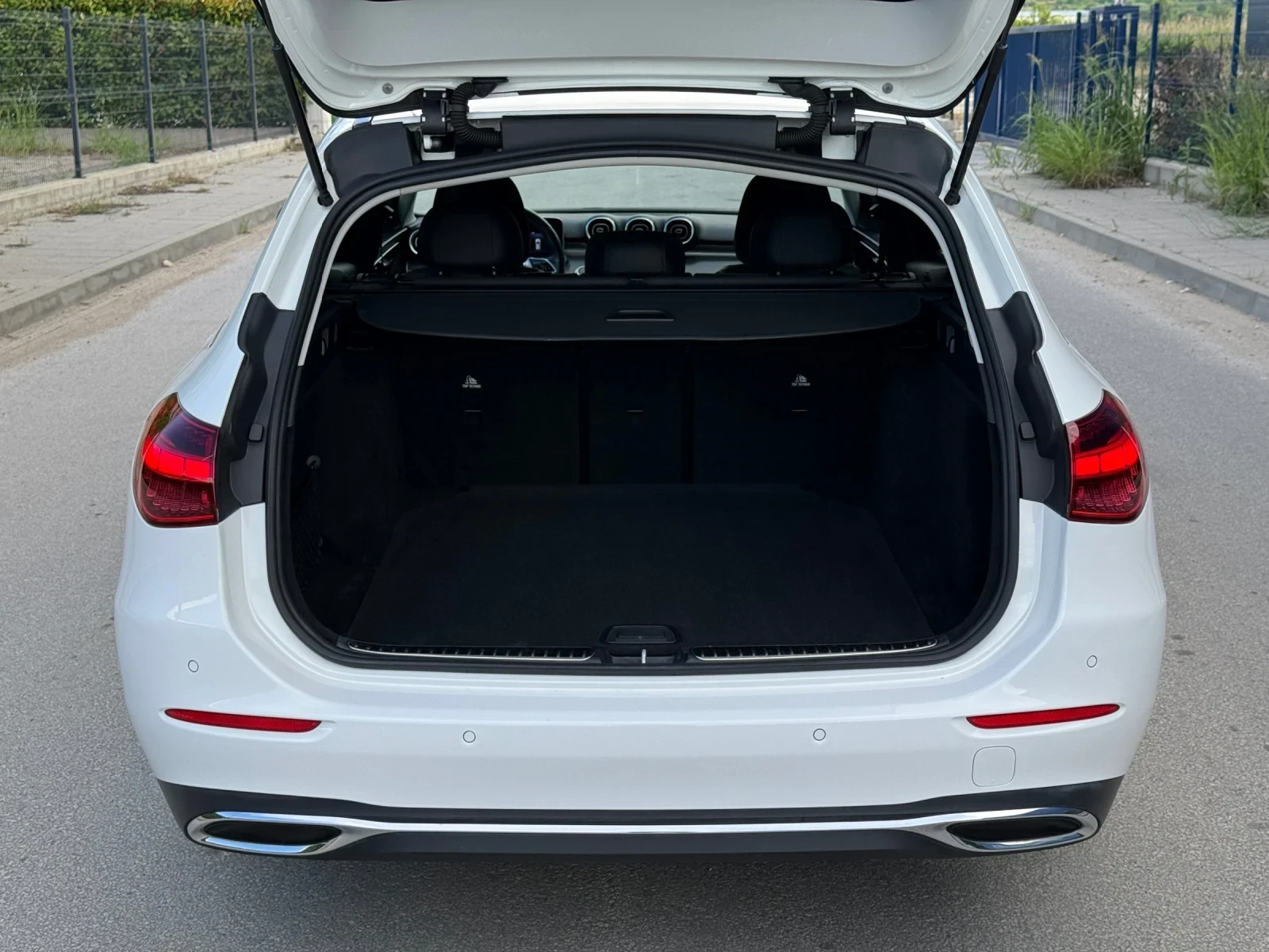 Mercedes-Benz C 200 EQPOWER/DIGITAL/9G-TRONIC/ПОДГРЕВ/КАМЕРА/FULL-LED/, снимка 4 - Автомобили и джипове - 55900542