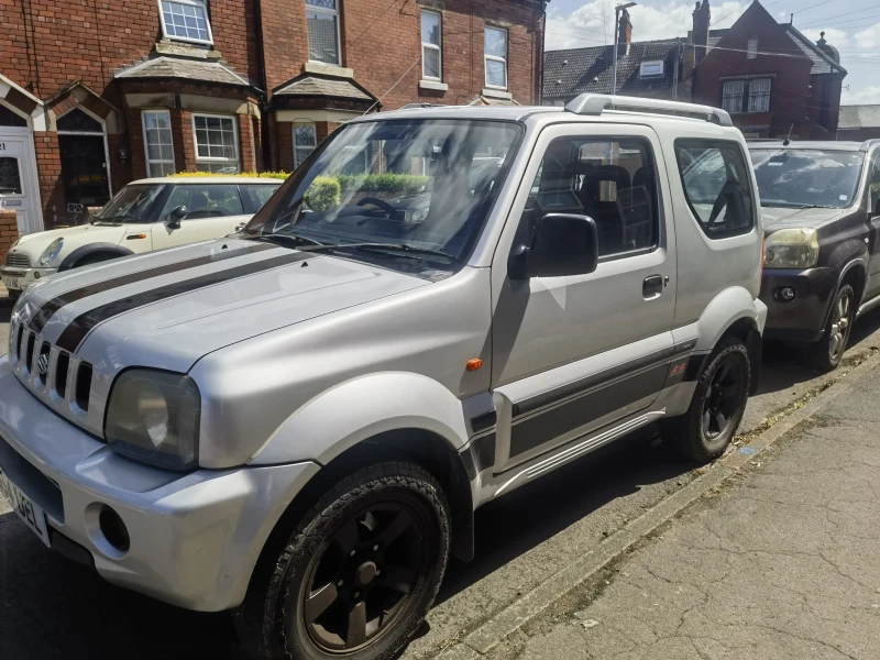 Suzuki Jimny 1.3 DOHC, снимка 6 - Автомобили и джипове - 52699959