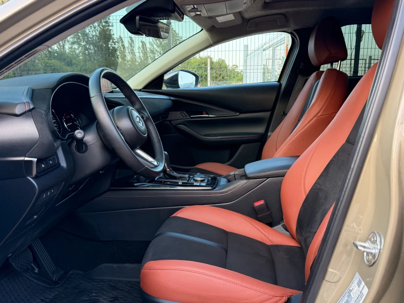 Mazda CX-30 CARBON TURBO AWD, снимка 8 - Автомобили и джипове - 51597968