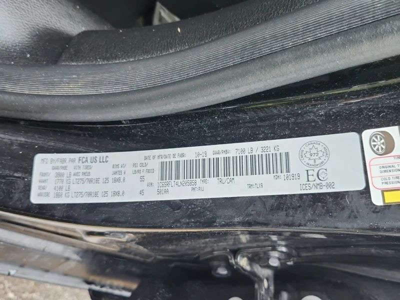 Dodge RAM 1500 * REBEL CREW CAB SHORT BED * CARFAX * БЕЗ ПЪРВОНАЧ, снимка 7 - Автомобили и джипове - 53111612