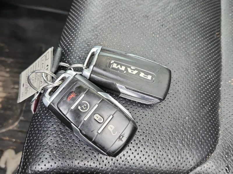 Dodge RAM 1500 * REBEL CREW CAB SHORT BED * CARFAX * БЕЗ ПЪРВОНАЧ, снимка 8 - Автомобили и джипове - 53111612