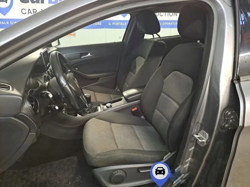 Mercedes-Benz GLA 200 * 2.2d* Executive*  - изображение 6