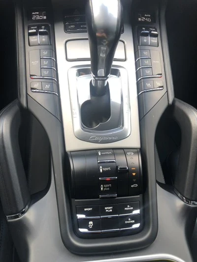 Porsche Cayenne S E-Hybrid , снимка 7 - Автомобили и джипове - 56724149