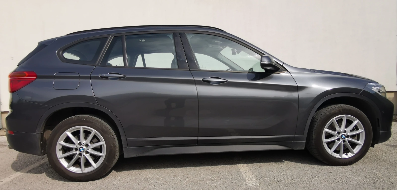 BMW X1 sDrive20d - изображение 4