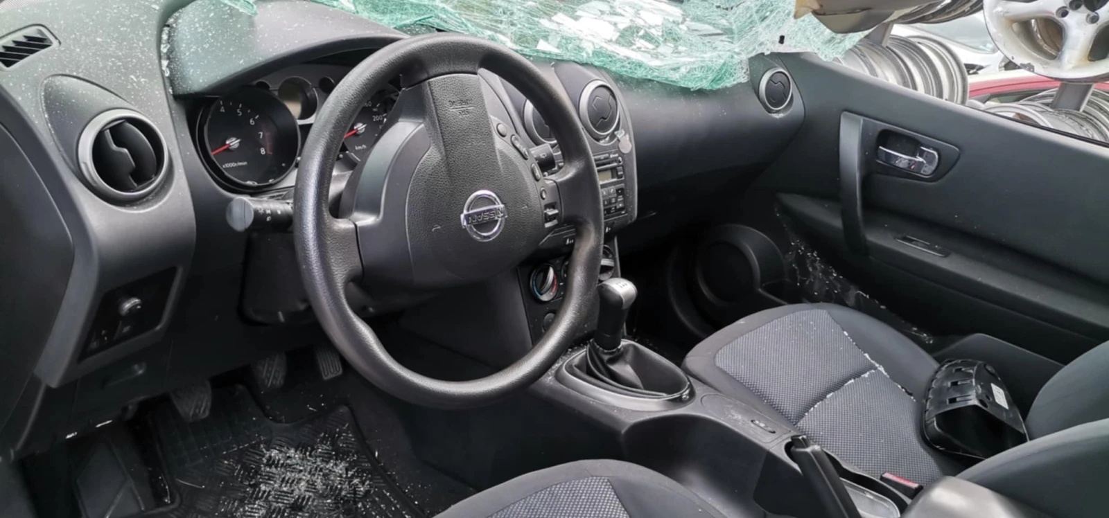 Nissan Qashqai 1.6 - изображение 5