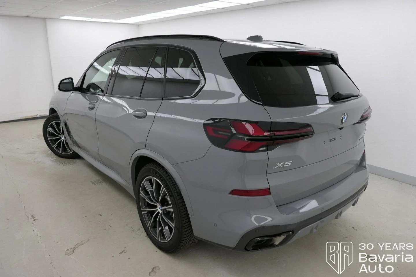BMW X5 30d xDrive M Sport PaketIndividual - изображение 2