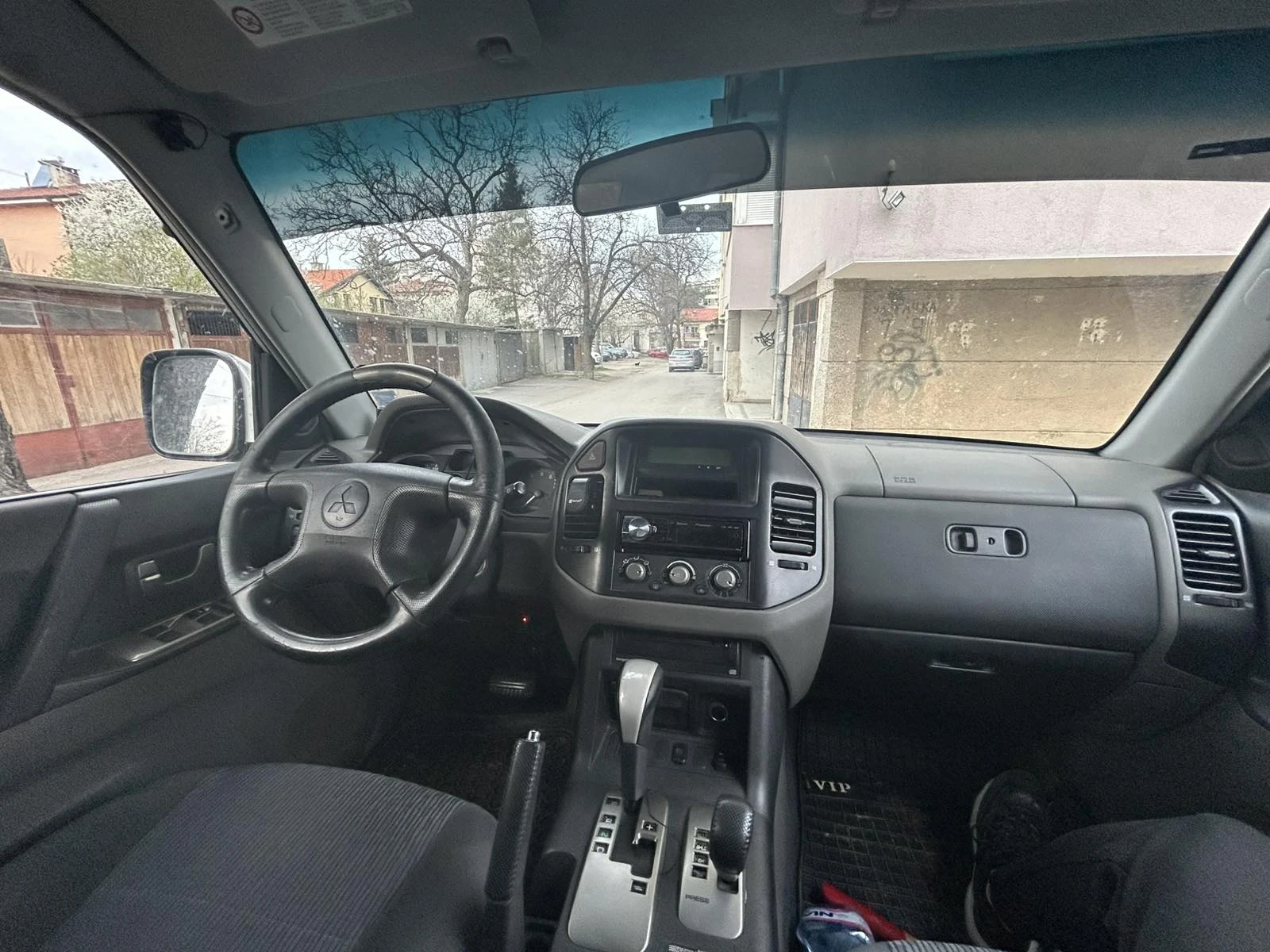 Mitsubishi Pajero  - изображение 7