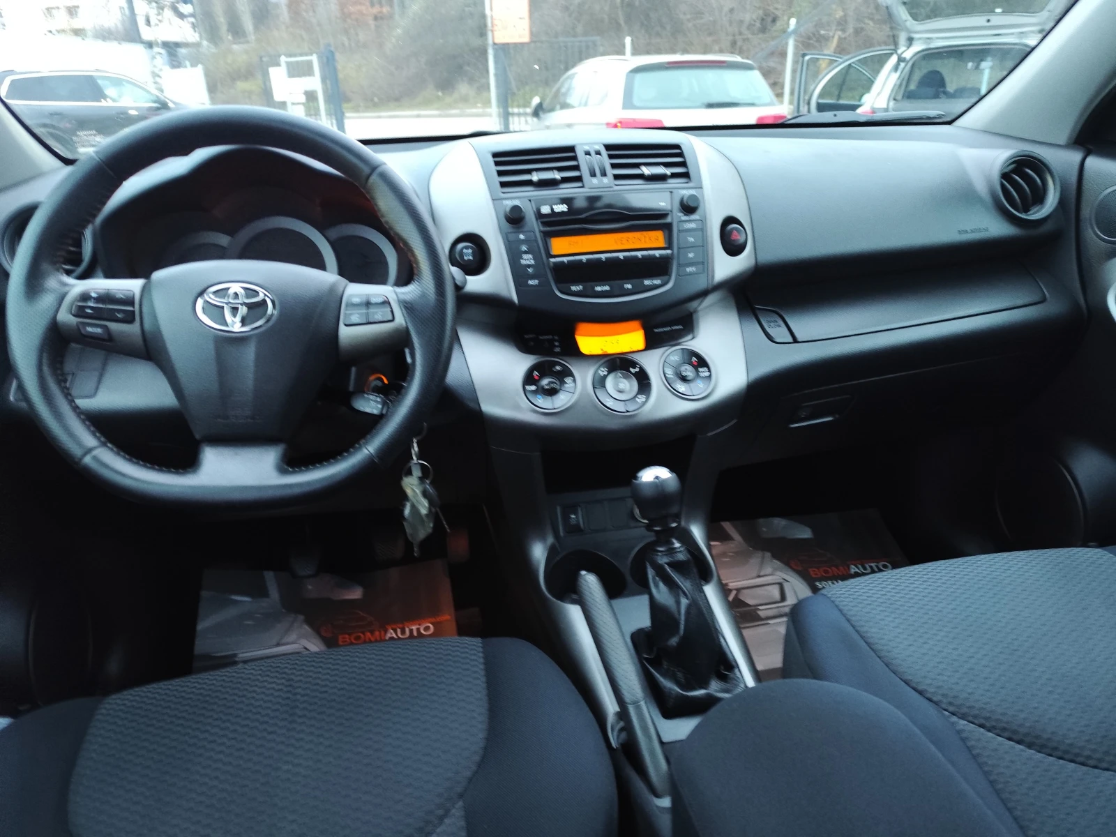 Toyota Rav4 2.2D-4D* 4x4* Klimatronic* FACE* 150k. - изображение 8