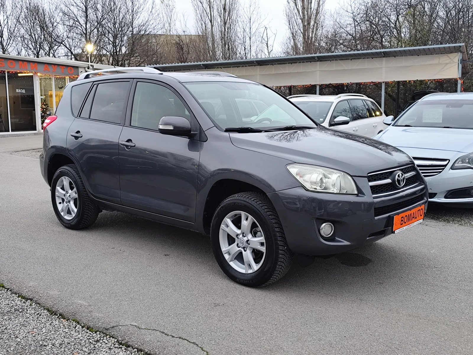 Toyota Rav4 2.2D-4D* 4x4* Klimatronic* FACE* 150k. - изображение 3
