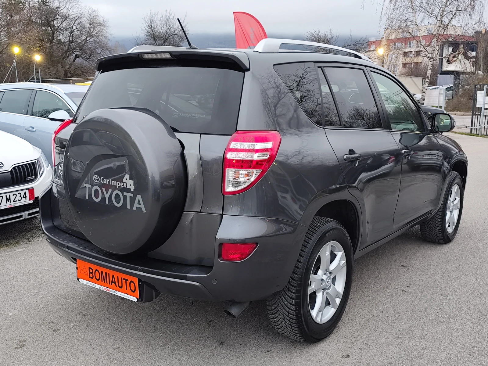 Toyota Rav4 2.2D-4D* 4x4* Klimatronic* FACE* 150k. - изображение 4