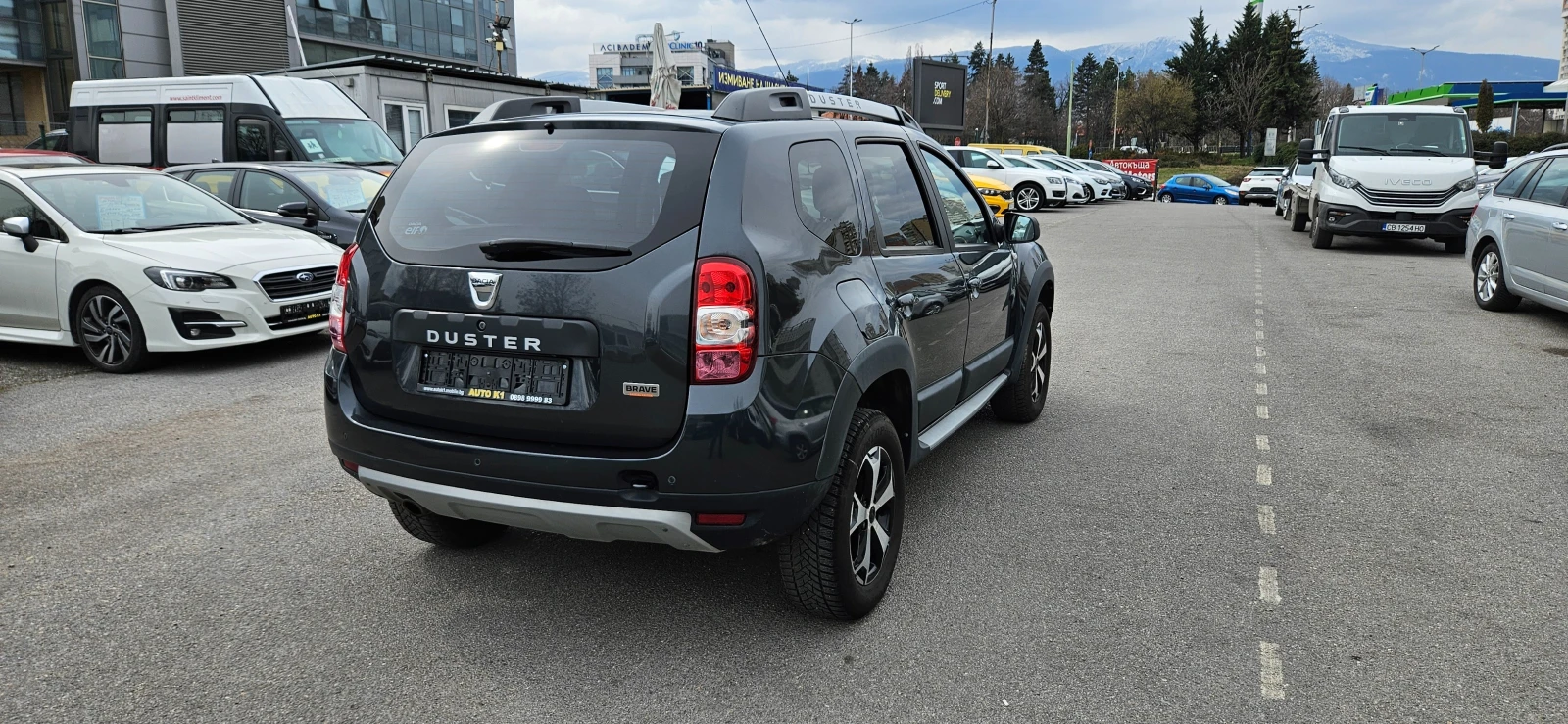 Dacia Duster 1.6  S&S 4x2 GPL SPECIAL EDITION BRAVE, снимка 4 - Автомобили и джипове - 53926236