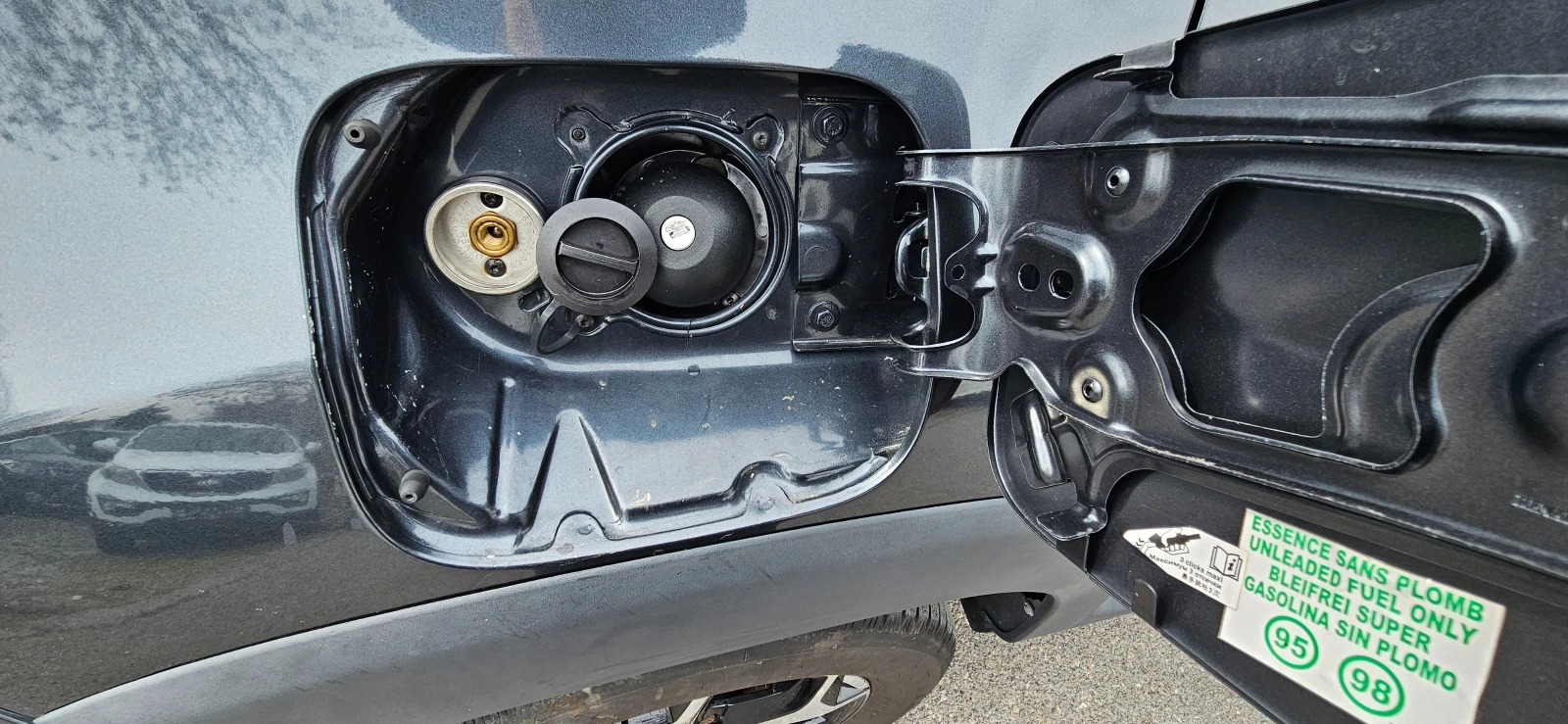 Dacia Duster 1.6  S&S 4x2 GPL SPECIAL EDITION BRAVE, снимка 14 - Автомобили и джипове - 53926236