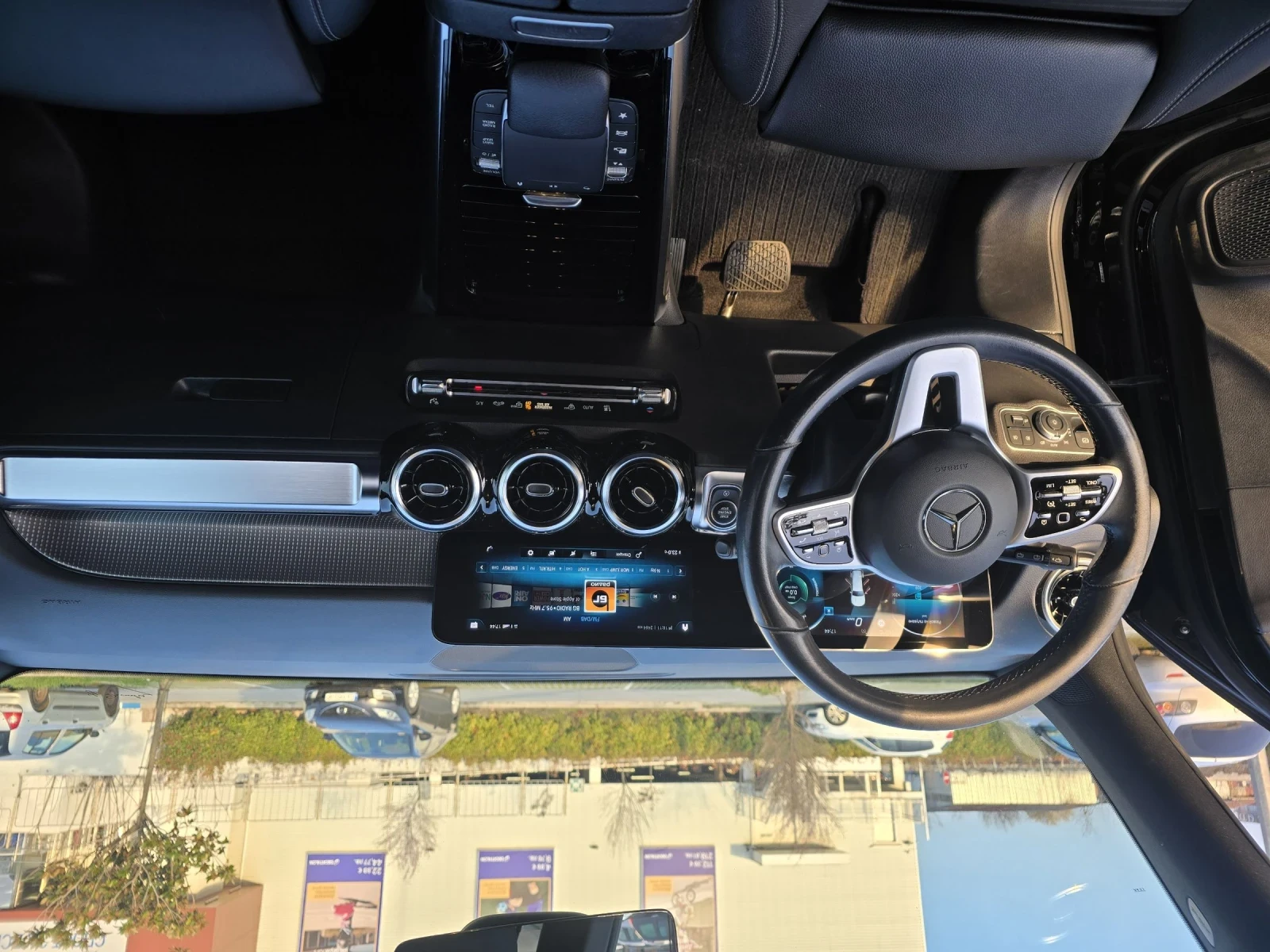 Mercedes-Benz GLB, снимка 9 - Автомобили и джипове - 53991117