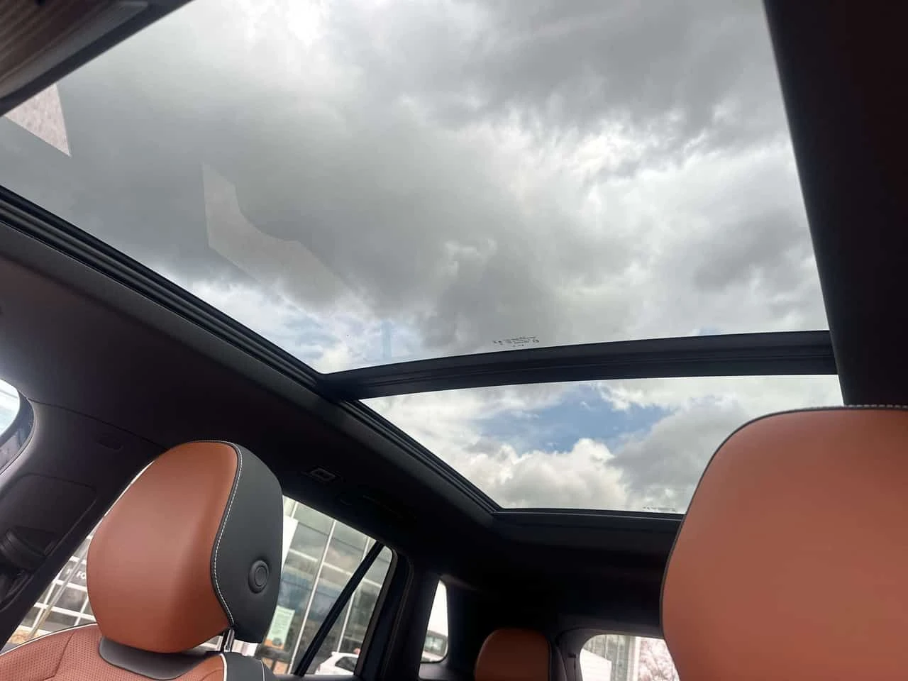 VW Tiguan 4Motion R Line HUD 360 , снимка 13 - Автомобили и джипове - 54379126