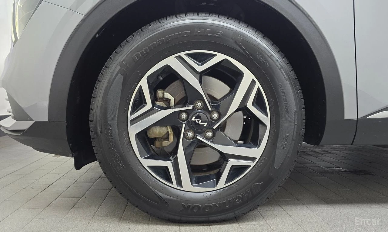 Kia Sportage 2.0D Trendy* HARMAN KARDON* ПОДГРЕВ* КАМЕРА* , снимка 5 - Автомобили и джипове - 54748881