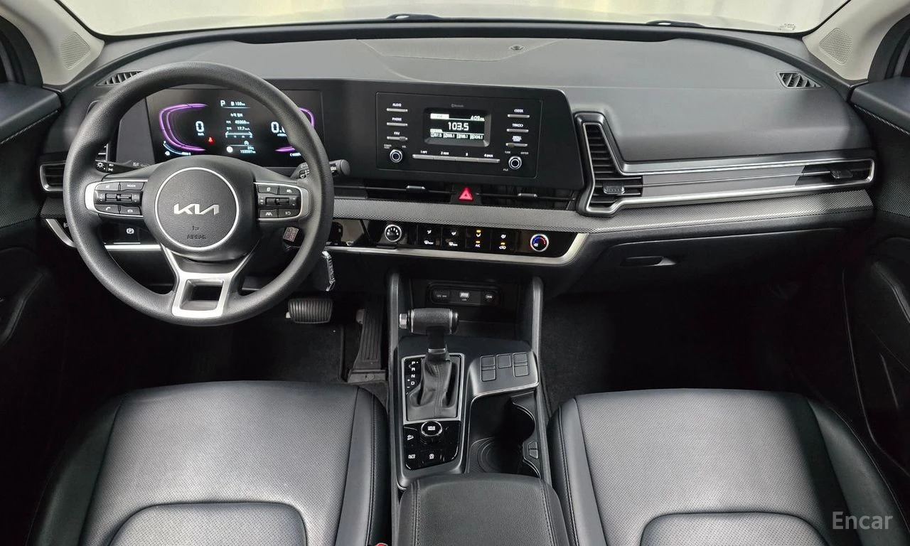 Kia Sportage 2.0D Trendy* HARMAN KARDON* ПОДГРЕВ* КАМЕРА* , снимка 8 - Автомобили и джипове - 54748881