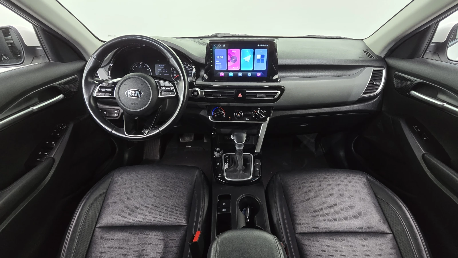 Kia Seltos 1.6T* BLIND SPOT* ПОДГРЕВ ВОЛАН* КРАЙНА ЦЕНА, снимка 7 - Автомобили и джипове - 55496118