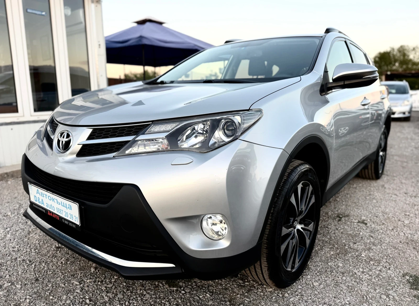 Toyota Rav4 2.0VVTI  4x4 Швейцария, снимка 2 - Автомобили и джипове - 56334812