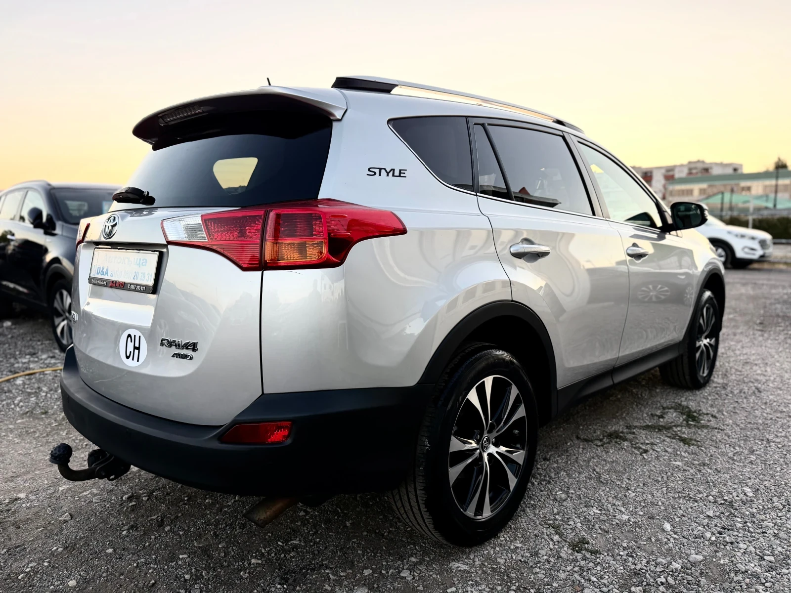 Toyota Rav4 2.0VVTI  4x4 Швейцария, снимка 7 - Автомобили и джипове - 56334812