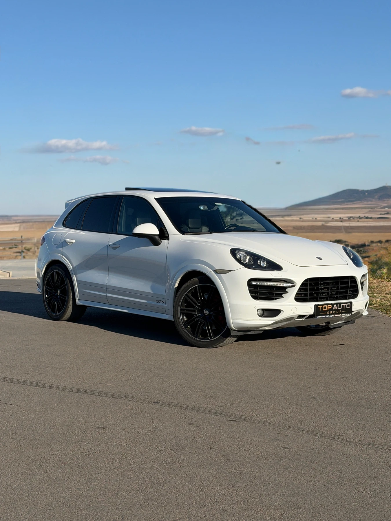 Porsche Cayenne 4.8 GTS /Chrono/Panorama/Camera/Memori/Navi/, снимка 3 - Автомобили и джипове - 56341215