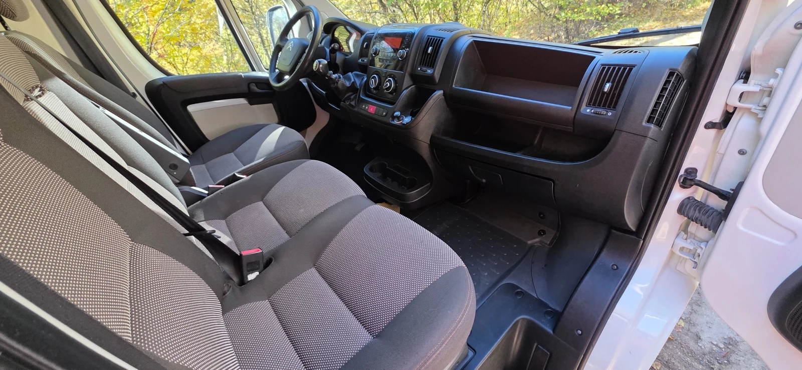 Citroen Jumper 2.2HDI - изображение 10