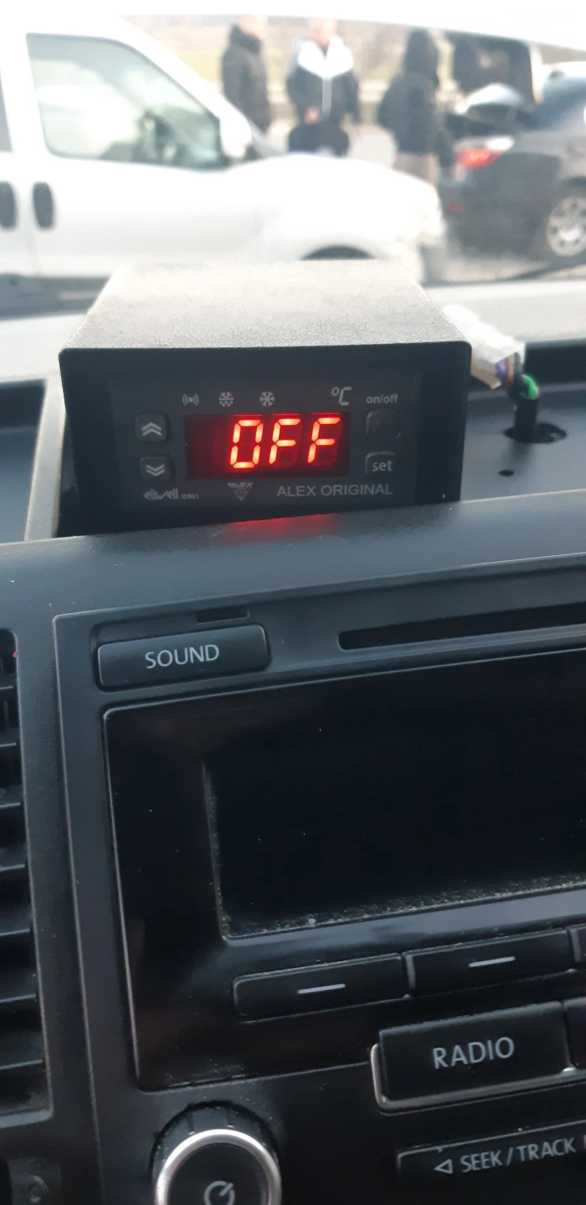 VW Transporter 1.9 TDI 105�� �������� | Mobile.bg � ����������� 11