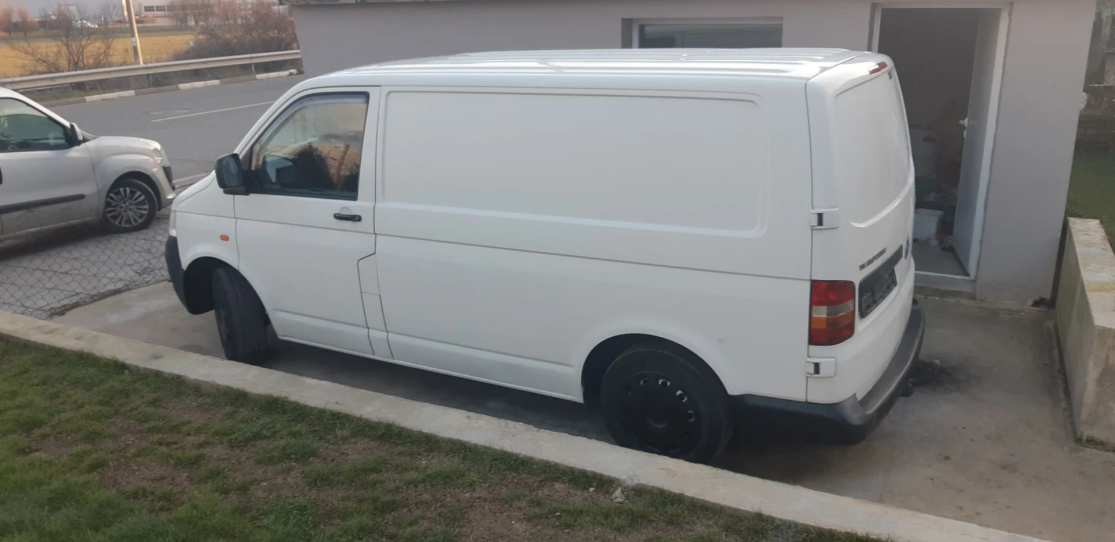 VW Transporter 1.9 TDI 105�� �������� | Mobile.bg � ����������� 3