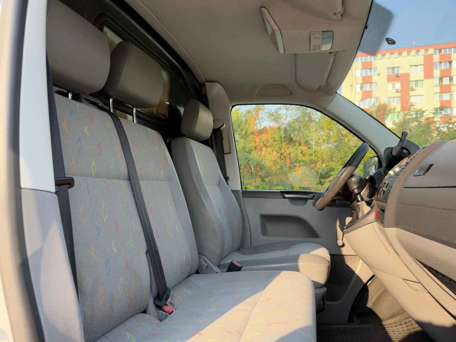 VW T5 2.5TDI/Климатик/Long, снимка 7 - Бусове и автобуси - 56054091