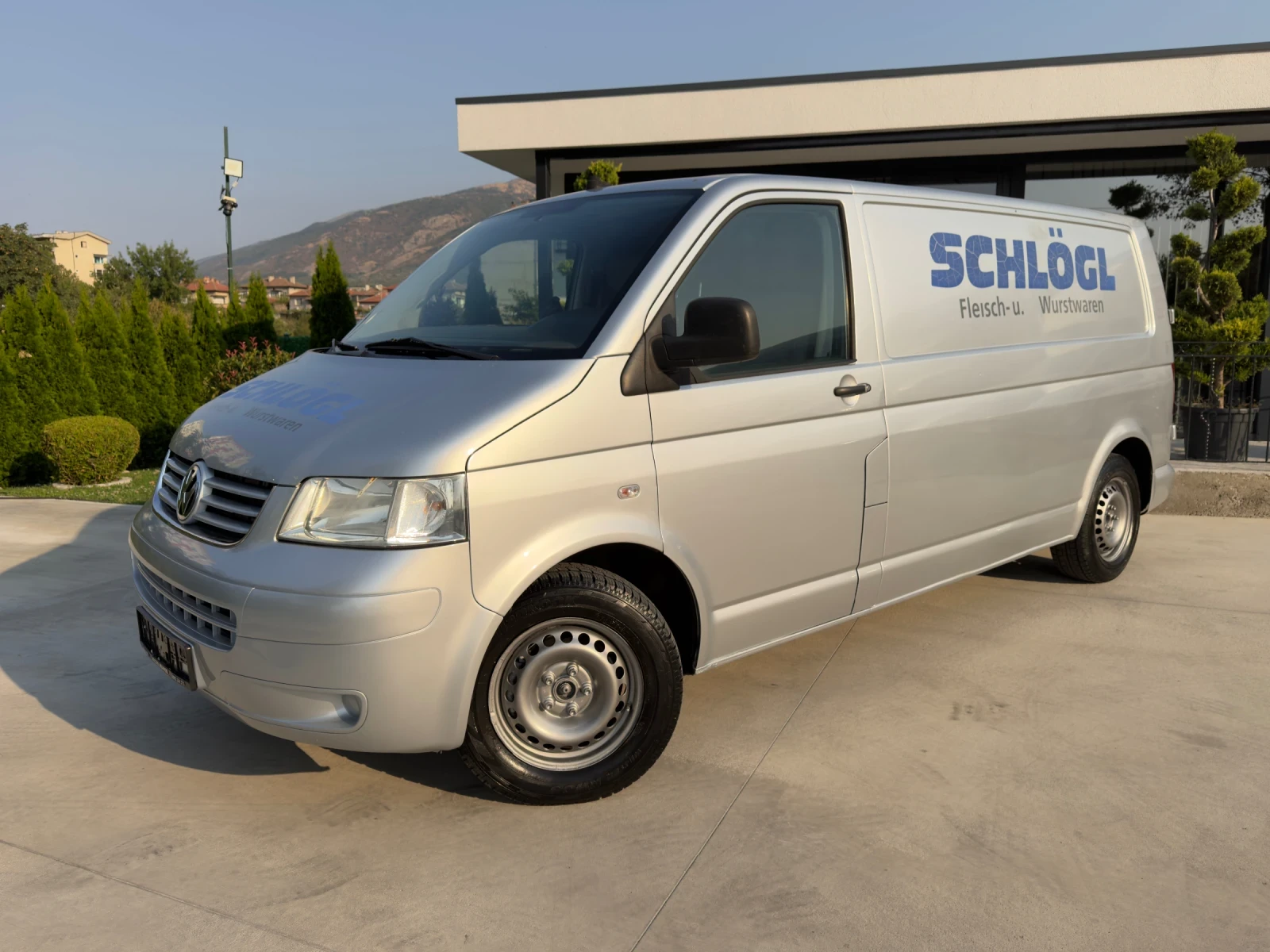 VW T5 2.5TDI/Климатик/Long, снимка 2 - Бусове и автобуси - 56054091