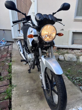 Yamaha YBR 125i | Mobile.bg    8