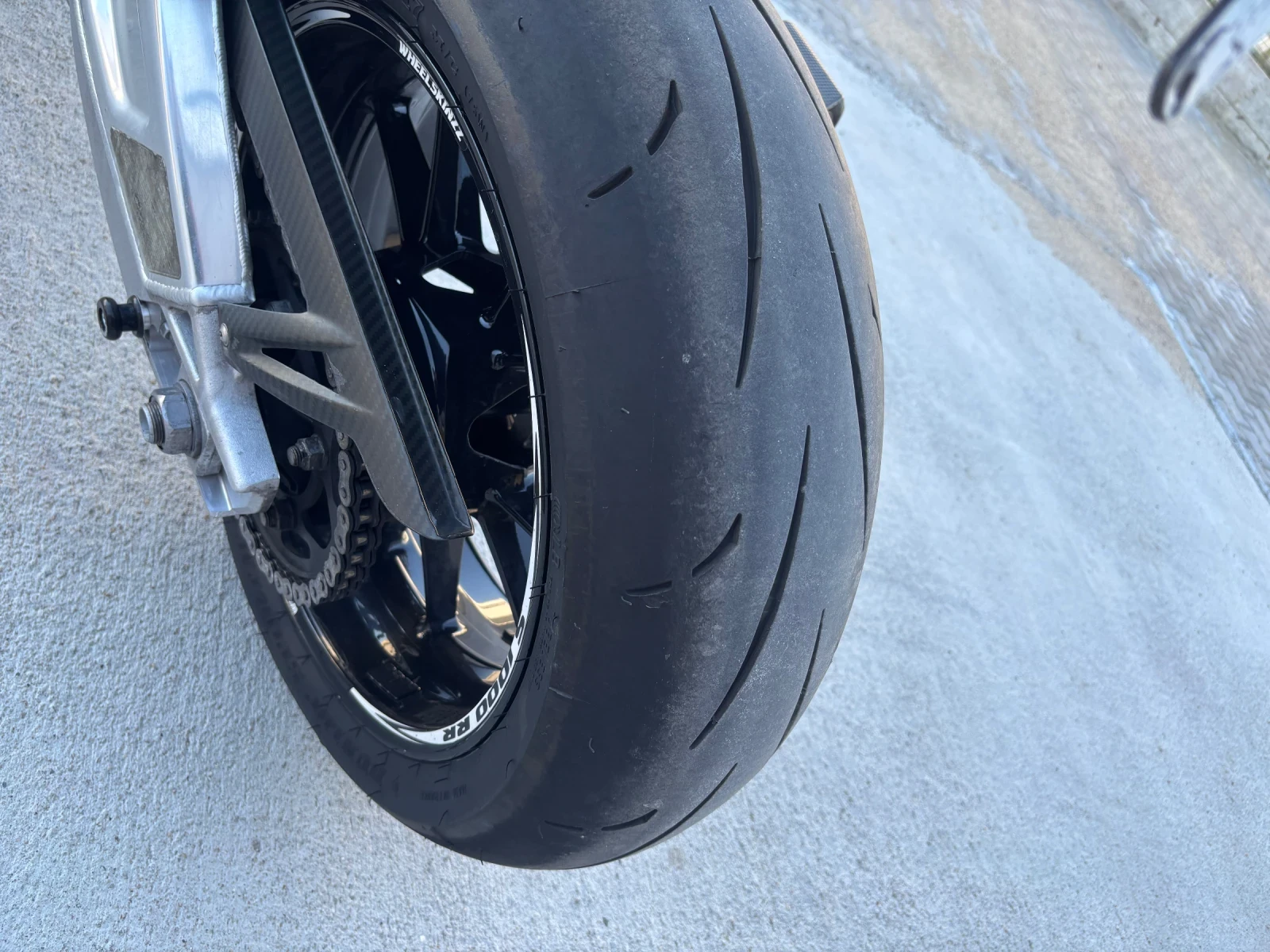 BMW S 1000RR - изображение 4