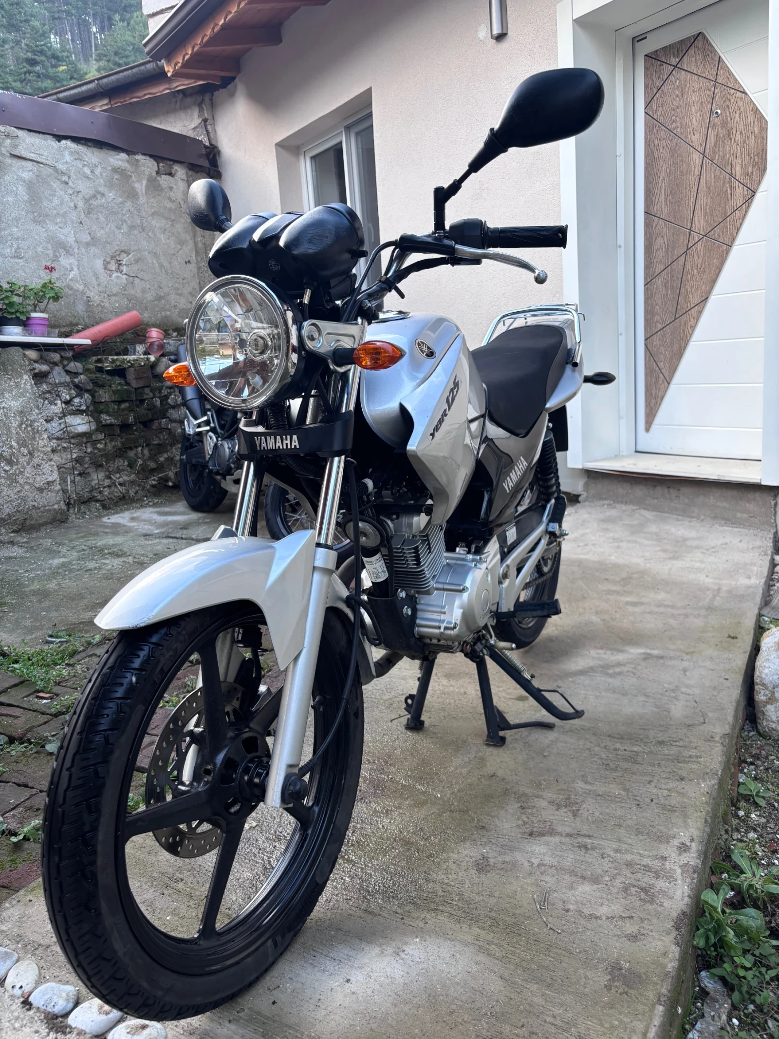 Yamaha YBR 125i  1 | Mobile.bg   2