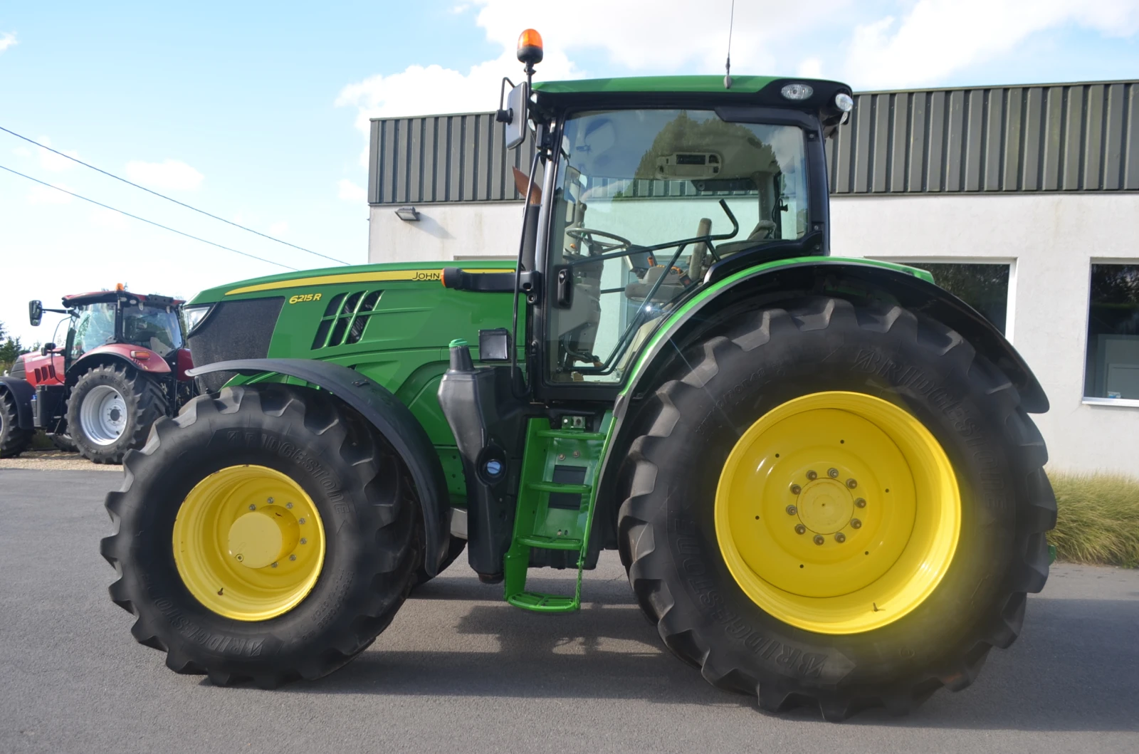 Трактор John Deere  6215R Direct Drive, снимка 2 - Селскостопанска техника - 56071849