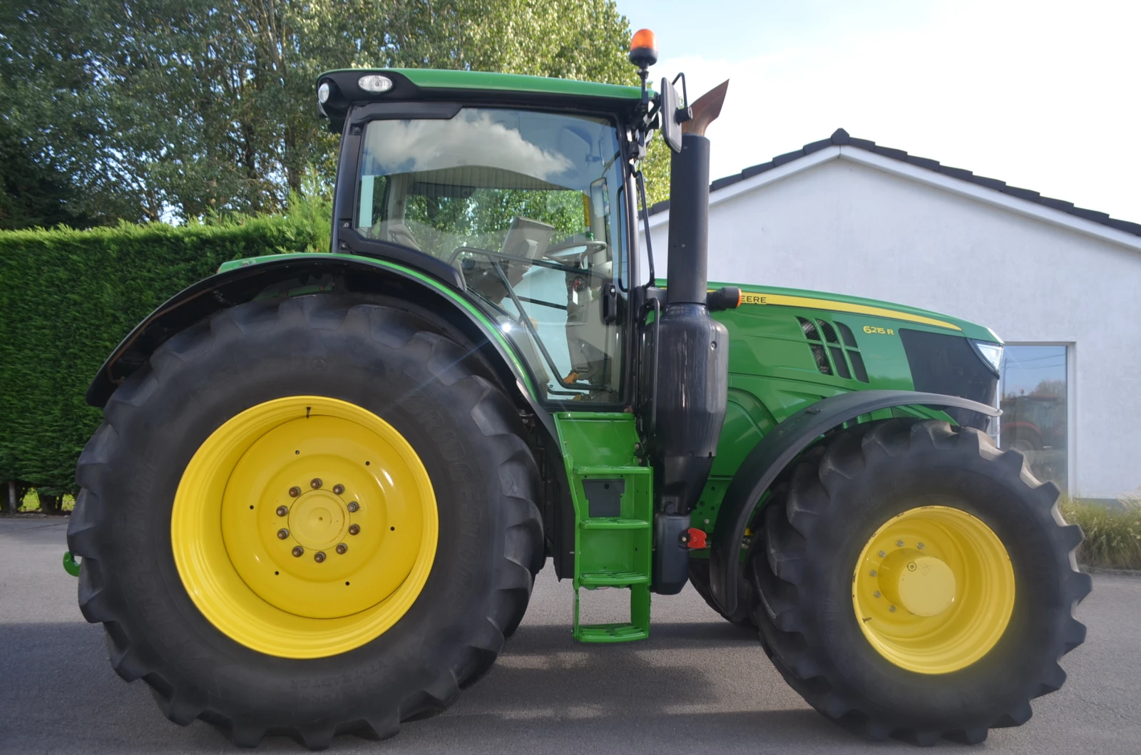 Трактор John Deere  6215R Direct Drive, снимка 4 - Селскостопанска техника - 56071849