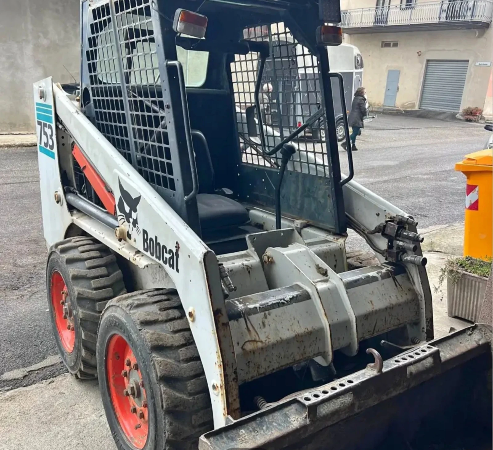 Мини челни товарачи Bobcat 753, снимка 2 - Индустриална техника - 54622789