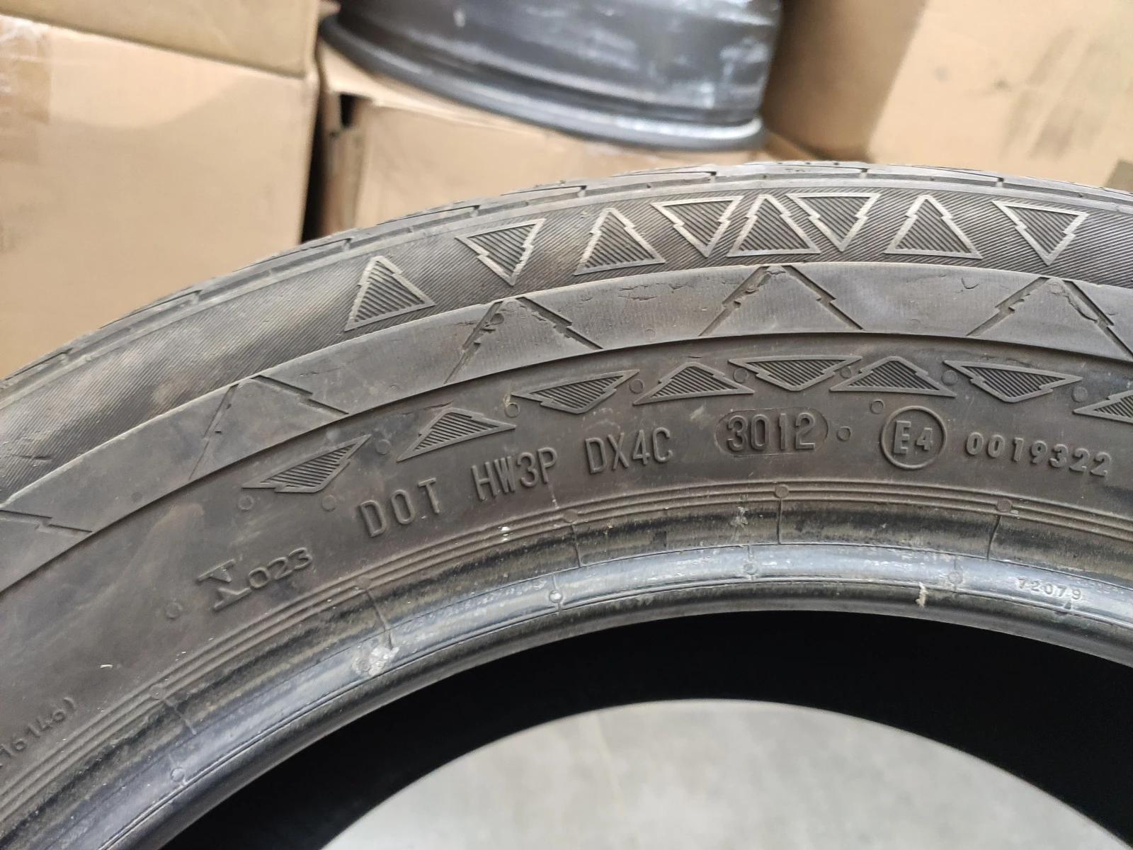 Гуми Зимни 215/60R17, снимка 5 - Гуми и джанти - 54806726