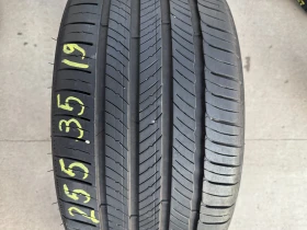 Гуми Летни 255/35R19, снимка 1 - Гуми и джанти - 48851396