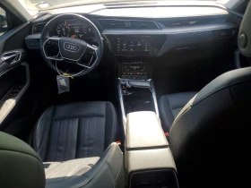 Audi E-Tron Premium, снимка 8