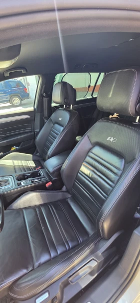 VW Passat 2.0TDI SCR 4motion R-line, снимка 12